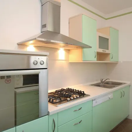 펜션 Lovely In With Kitchen *
