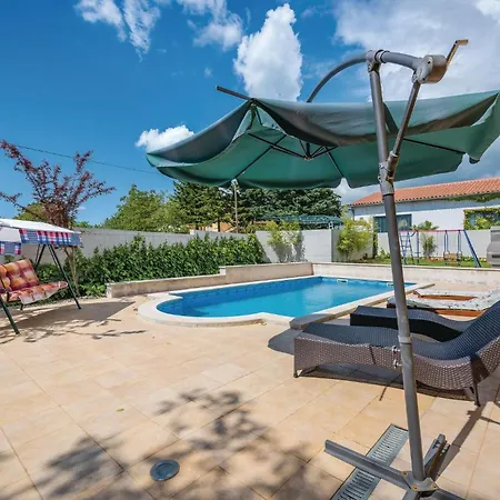 Сasa de vacaciones Mlaginje Iii *